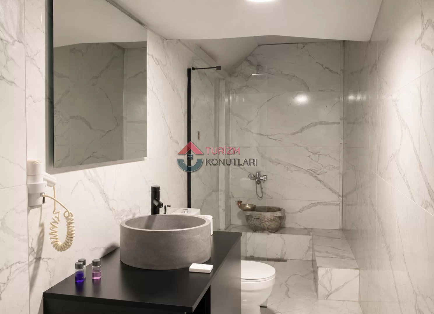 Karşıyaka Çarşı Lüx Günlük Kiralık