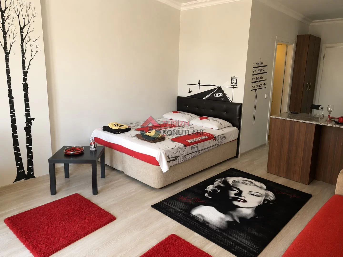 İzmir Bornova Ücretsiz Otoparklı Lüks Günlük Kiralık Daire