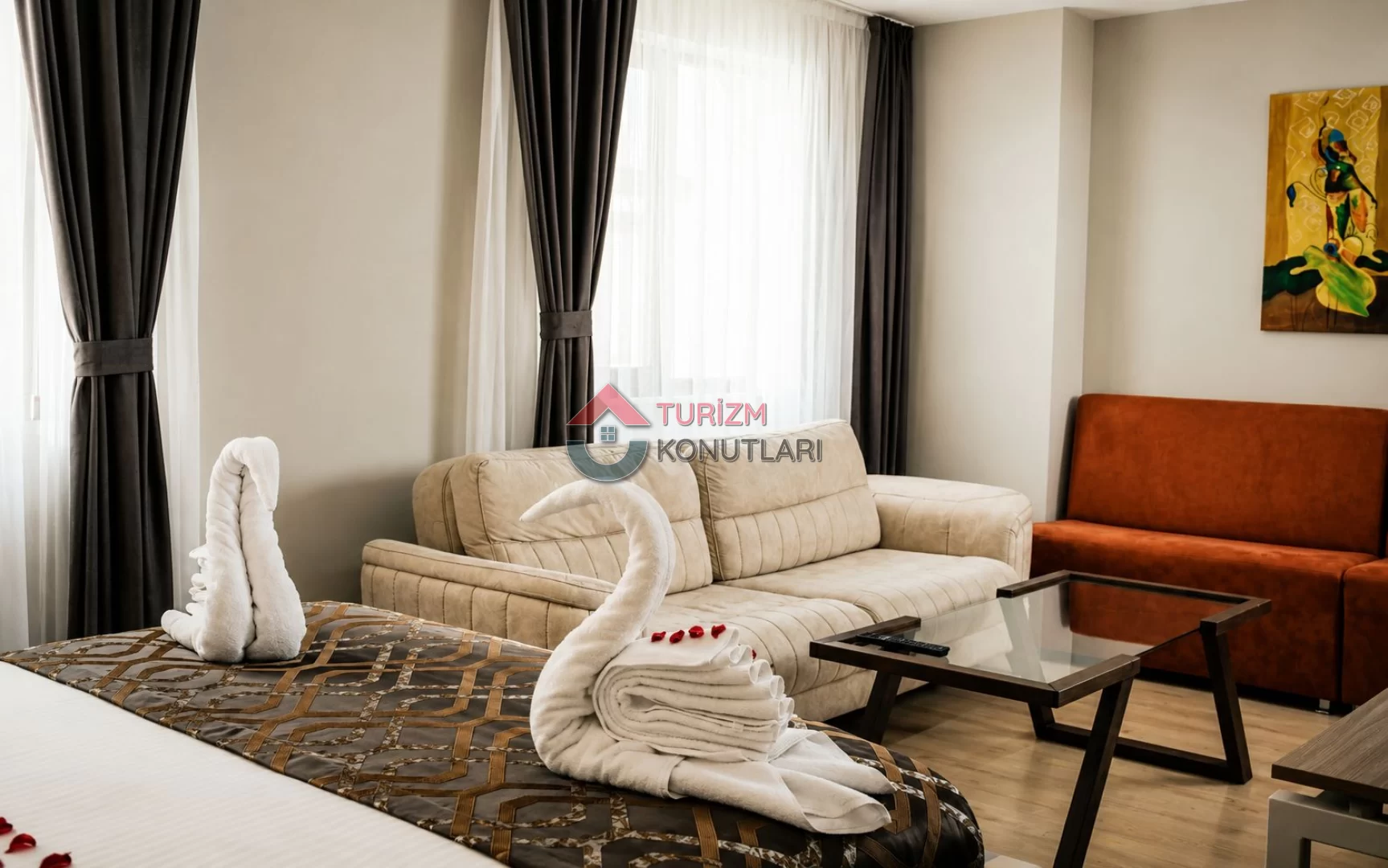 Düzce Merkezde Acık Büfe Kahvaltı Ve Hamam Hizmeti Lüks Günlük Odalar